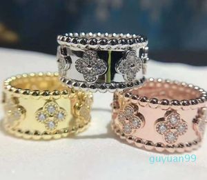 Luxury-desiger Ring Womens smycken Charm Armband Elegant Fashion Steel Titanium Mens 18K Rose Gold
