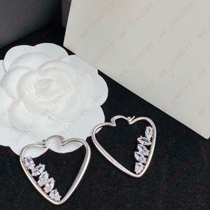 Silver geometric diamond-shaped zircon inlaid heart-shaped earrings Hoop & Huggie, ladies fashion simple high-grade jewelry, gifts