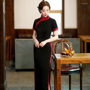 Etniska kläder 2023 Spring Autumn Black Slim Traditionell Cheongsam Chinese Style Fashion and Dignified Qipao Evening Dress