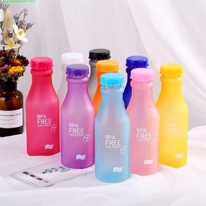 Vattenflaskor Crystal Bottle Transparent Frosted Leak-Proof Plastic Kettle 550 ml Portabel för resan Yoga Rinnande camping