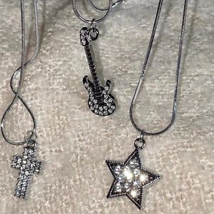 Colares com Pingente Moda Coreana Cool Brilhante Star Cross Para Mulheres Acessórios Hip Hop Y2k Bling Guitarra Pentagrama Colar Jóias