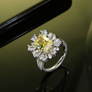 Nuovo stile europeo e americano S925 Anello in argento citrino Cavallo Occhio Pietra Personalità Nicchia Femminile Gioielli per feste di alta qualità