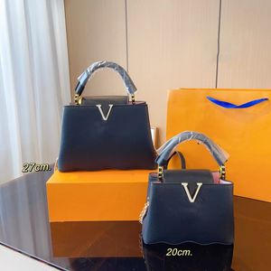 Borsa firmata Borse a tracolla Borsa a tracolla Borse da donna Moda Capucines bb Borse a tracolla di grande capacità Borsa da donna Borsa giornaliera Classico Lusso Metallo Vera pelle 2023 Novità