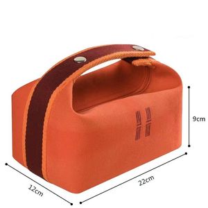 2023 Leinwand Kosmetiktaschen Designer Make-up-Tasche Kulturbeutel Make-up Handtasche Geldbörsen Kleine Reisewaschbeutel Brief Frau Männer 5A