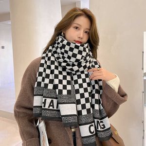 High Quality Atmosphere Black and White Plaid Shawl with Korean Thickened Warm Double-sided Imitation Cashmere Scarf for Women in Winter