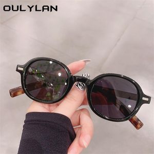 Солнцезащитные очки Oulylan Fashion Round Женщины мужчины винтажные поляризованные солнцезащитные очки.