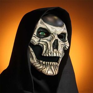 Party Masks Creepy Halloween Full Head Skull Mask med rörlig käke Vuxen hela huvudet Realistiskt Latex Helmet Scary Skeleton L230803