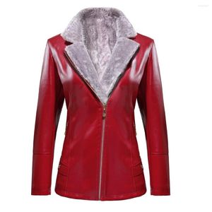 Pelle da donna Arrivo invernale Tessuto finto femminile Cappotto rosso Plus Size Velluto spesso PU Ragazze Giacche Soprabito Donna 5xl 6xl