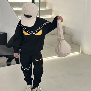 Giyim Tasarımcısı Bebek Çocuk Moda Mektup Giyim Seti Erkek Kız Sweatshirt Seti Sonbahar Kış Spor Giyim Çocuk Giysileri Hoodie Suit Dhgate