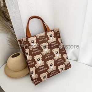 Bolsas de ombro 2021 Moda Simples Grande Capacidade Contraste Cor Ursinho Fofa Bolsa de Compras Estudante Viajante Handheld Sacos de Compras elegantesbolsas de mãoloja