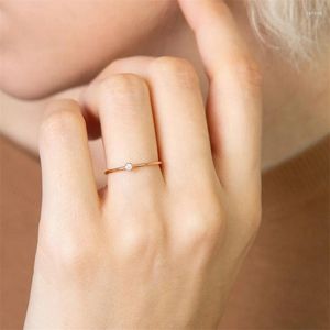 Cluster Rings Jewdy Simple Fashion Style 316 Rostfritt stål 12 månader Birthstone Women's Gold Color Small For Girl Festival Party Gift