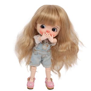 Dockor DIY 18 BJD KURHN DOLL Wig Soft Fiber Long Bangs Curly Hair Natural Color Wavy Accessories Endast 230803