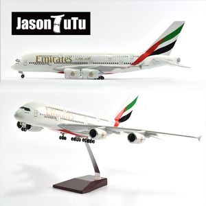 航空機Modle Jason Tutu 46cm United Arab Emirates Airbus A380 Aircraft Airplane Model 1/160スケールダイキャスト樹脂ライトとホイールプレーンギフト230803