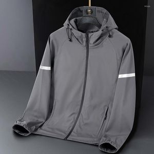 Männer Jacken Frühling Winddicht Mantel Bergsteigen Wasserdichte Outdoor Sport Reflektierende Streifen Reise Mit Kapuze Menswear Männliche Mode Jacke