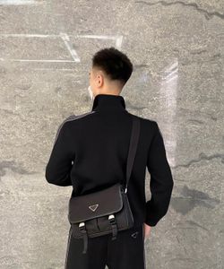 Messenger Bag Designer Bag Shoulder Bag Messenger Bag Crossbody Bag Men's Bag Luxury Heavy Nylon Safiano Leather Handbag 2VD768Saffiano2VD769 Purse Handbag 31cm