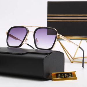 Designer Occhiali da sole Donna occhiali da uomo cool ragazzi ragazze occhiali full frame doppio ponte nasale Lunettes de soleil pour femmes custodia per occhiali da sole nave libera Misss pectacles