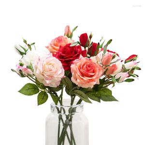 Flores decorativas 5 pçs hidratante látex decoração rosa flor toque real artificial para decoração de casa casamento buquê de noiva rosas falsas