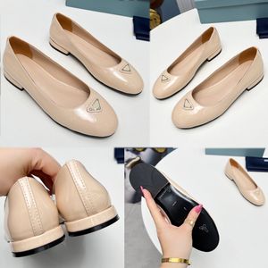 Patent leather ballerinas Ivory 1F200 formal modern with a delicate rounded line enameled metal triangle logo stands out on the toe Flat Casual formal ballet shoes