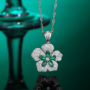 S925 Silver Emerald Crystal Petal Leaf Pendant Necklace European och American Female Light Luxury Sweet Jewelry Party Gifts