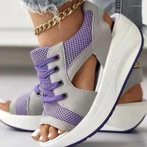 Sandali 2023 Summer Fish Mouth Mesh Weave Sport casual traspiranti per scarpe da spiaggia con lacci da donna