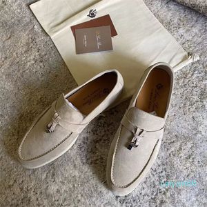 Ciondoli estivi Mocassini in pelle scamosciata impreziositi da passeggio Scarpe Slip on casual in vera pelle beige