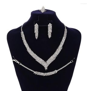 Halsbandörhängen Set smycken Hadiyana Luxury Ladies Elegant Four Piece High Quality Zircon Party Gift BN8252 Collier Mariage