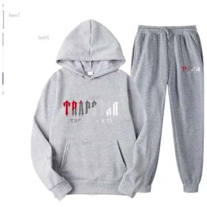 Tuta da uomo Nake Tech Trapstar Track Suits Europe American Basketball Football Rugby Due pezzi con felpa casual da donna 23