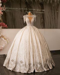 Exquisite Ball Gown Wedding Dresses Sleeveless V Neck Halter Sequins Applique Ruffles Lace-up Beads Diamonds Crystals Plus Size Bridal Gowns Vestido de novia