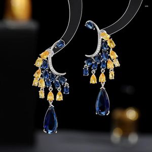 Kolczyki Dangle Biżuteria Ear Błyszcząca sześcienna cyrkonia inkrustowana z pawowymi piórami i kroplami wody dla kobiet