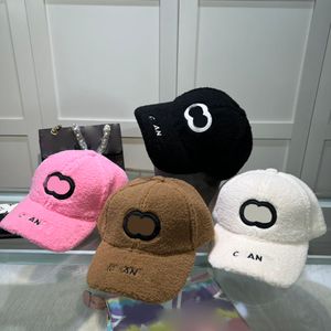 Kvinnors Autumn and Winter Warmth Designer Ball Cap Candy Color Letter Brodery Holiday Travel Fleece Material Justerbar storlek Casquette