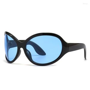 Sonnenbrille Einzigartig gestalteter Trend Unisex Mode Bogenrahmen Feste Gläser Sonnenbrille 2023 Sommer Lässige Party Urlaubskleidung