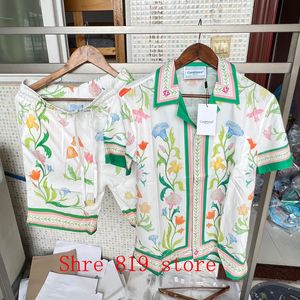 Mäns casual skjortor färgglada blommiga tryck casablanca kort set tunna siden blommor bokstäver passar män kvinnor hawaii strand surf shorts skjorta 230804