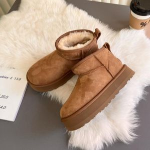 Klasyki Ultra Mini Platform Boots Fur Slajes Sheepskin Tazz Nowe muły kobiety mężczyźni butowe buty zamszowe górne jesienne zimowe kapcie bawełniane Tasman