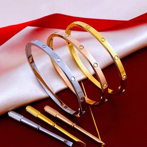 Pulseira de parafuso pulseira de ouro para mulheres homens designer jóias clássico casual desportivo bonito romântico hiphop aço inoxidável homem mulher chave de fenda pulseiras pulseiras de unhas