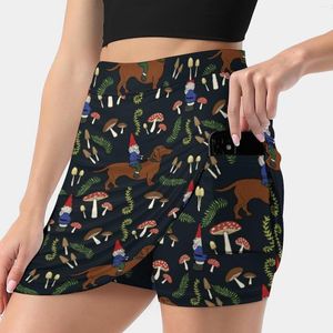 Spódnice gnome i jamnik w grzybowym lesie Black Woman moda 2023 Spitek spódnica mini biuro