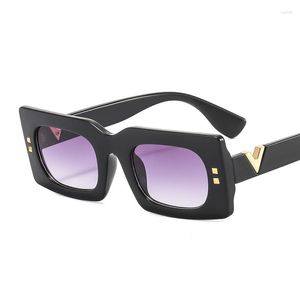 Sunglasses ZLY 2023 Fashion Rectangle Women Men Gradients Lens V Logo Frame Brand Designer Vintage Trend Casual Style UV400
