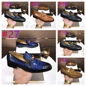 G Designer Men Glossy Dress Shoes Luxury Brand Slip On Formal Loafers Moccasins Italiensk svart hane som kör platt andas 38-45