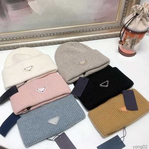 Designers de luxo da marca italiana chapéus masculinos gorro gorro de inverno de alta qualidade chapéu de lã de malha mais boné de veludo skullies máscara mais grossa franja gorros bonés