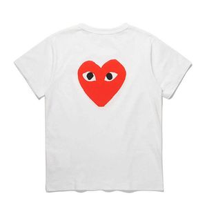 Compartilhe para ser um parceiro Play Moda Mens T-shirts Designer Red Heart Shirt Casual Tshirt Algodão Bordado Manga Curta Summer T-shirtO5PB