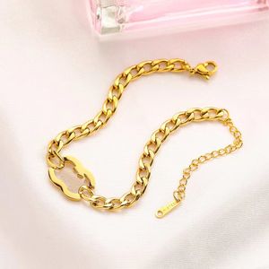 Luxury Diamond Pendant Necklace Charm Love Four-Leaf Clover Halsband 18K Guldpläterad högkvalitativ smycken Fashion 2023 Nytt rostfritt stål Vattentätt halsband