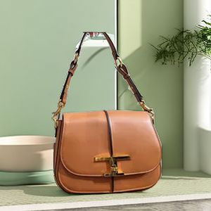 2023 Collection Collection Hot Selling New Style ، Brown Cowhide Flap High Juchny Women One Counter Crossbom