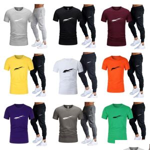 Erkek Trailtsits Yaz Açık Moda Erkek ve Kadın Şortları Spor giyim Seti Kısa Kollu T-Shirt Baskılı Takım Marka Giyim İki Pie Dhlmo