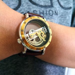 Tourbillion Men Luxury Design Transparent Case Single Bridge Automatic WinnerReloj230804を掲載する他の時計