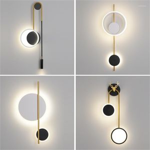 Lampy ścienne Tyla Nordic Creative Sconces Lampa Współczesne oprawy oświetleniowe do domowej dekoracji salonu w domu