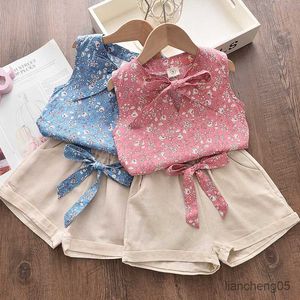 Giyim setleri yürümeye başlayan çocuk bebek kız kız çiçek mavi bluz t-shirt yaz 2pcs takım elbise bebek kız giysileri yıllar yeni kız kıyafetleri r230805