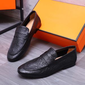 2023 Mens Designer Business Dress Shoes New Brand Fashion Gentlemen Flats Party Office Casual Slip On Mocassini Taglia 38-44