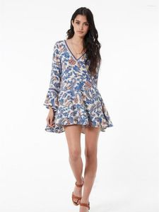 Casual Dresses Spring and Summer Retro Print Bell-Sleeved vattenlöslig spetsstygn tvåfärgad klänning