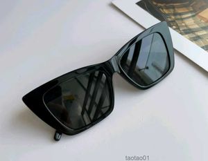 Óculos de sol de verão brilhante preto/cinza olho de gato 276 the Party Óculos de sol Moda feminina Sombras de alta qualidade com Boxm26l