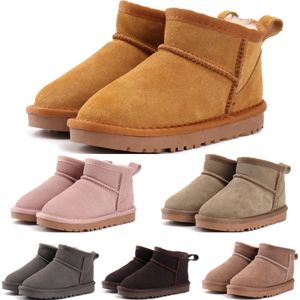 Slip-on Designer Australien Klassische Stiefel Kinderschuhe Uggi Mädchen Winter Kleinkind Kind Schuh Uggitys Trainer Jugend Baby Sneaker WGG Säuglinge Mini Warm Schnee P1N1 #