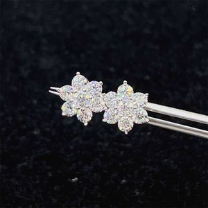 Prezzo più basso Best Selling Iced Out Jewelry 925 Sterling Silver Jewelry Vvs Moissanite Stud Orecchini